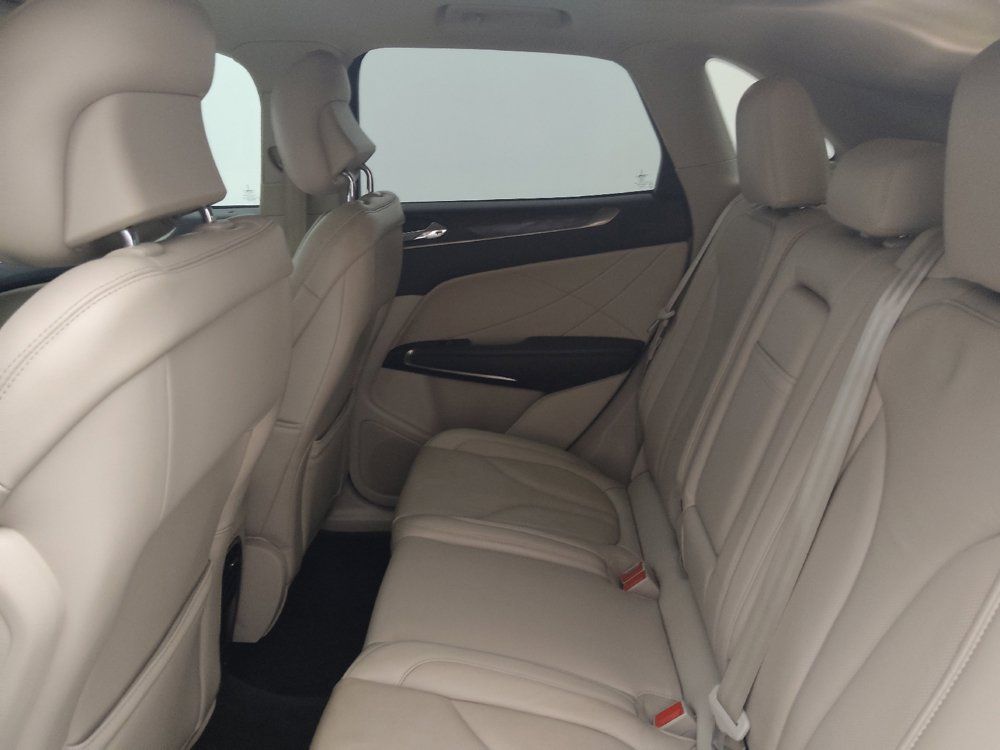 Used 2018 Lincoln MKC Reserve FWD image 18