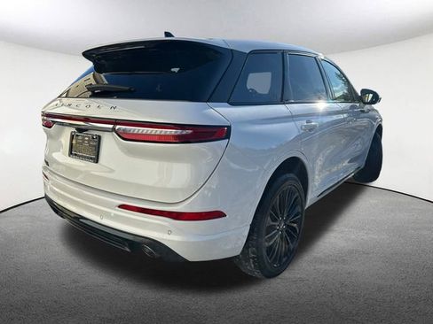 Used 2025 Lincoln Corsair AWD w/ Equipment Group 101A image 13