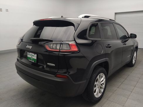 Used 2020 Jeep Cherokee Latitude FWD image 9