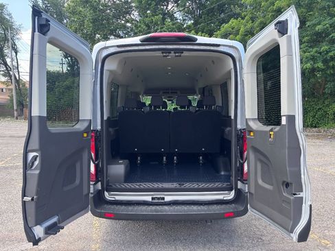 Used 2024 Ford Transit 350 XLT image 6