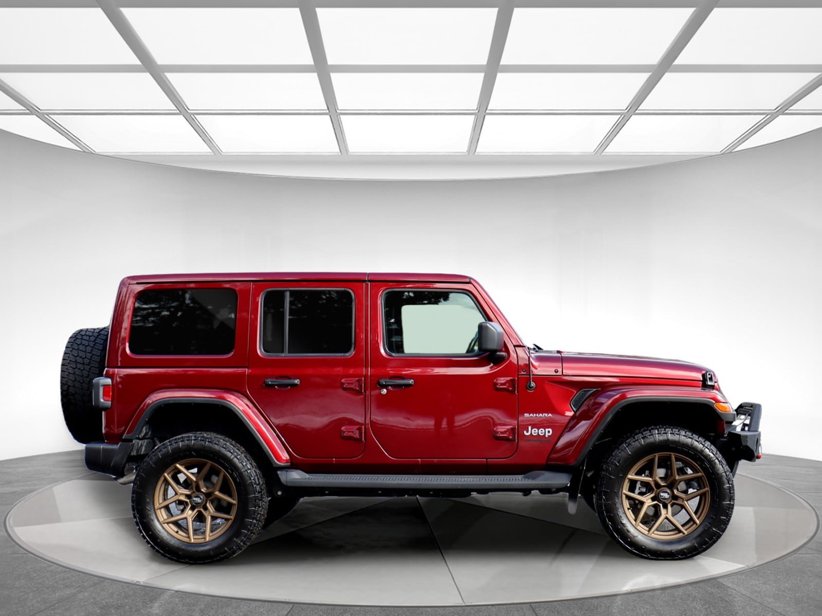 Used 2022 Jeep Wrangler Unlimited Sahara w/ Cold Weather Group AWD/4WD image 4