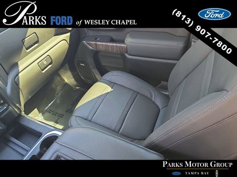 Used 2021 GMC Sierra 2500 Denali w/ Denali Black Diamond Edition image 13