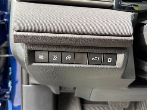 Used 2026 Toyota Camry LE w/ Preferred Package 2 (TMS) FWD image 14