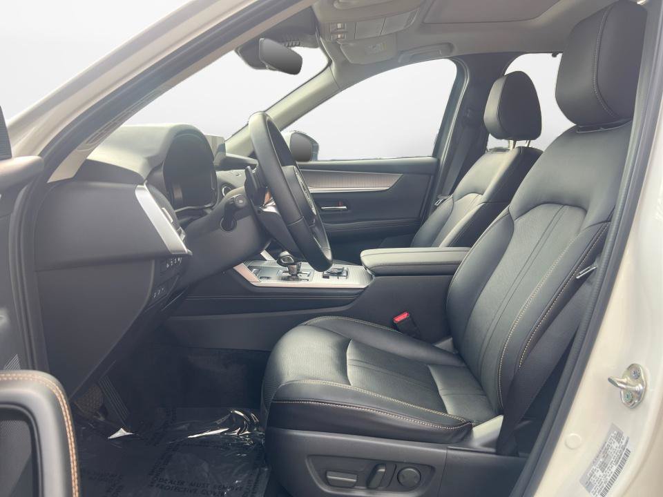 Certified 2026 MAZDA CX-90 Plug-In Hybrid w/ Preferred AWD/4WD image 9