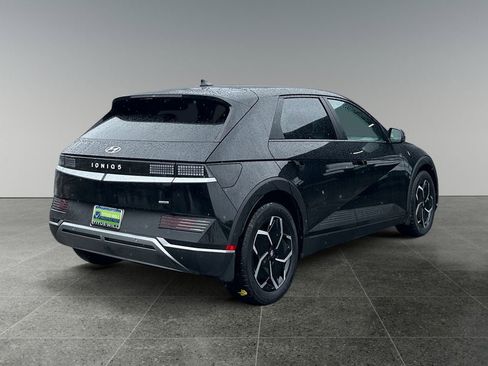 Certified 2024 Hyundai Ioniq 5 SEL image 10