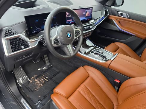 Certified 2025 BMW X5 sDrive40i w/ M Sport Package RWD image 10