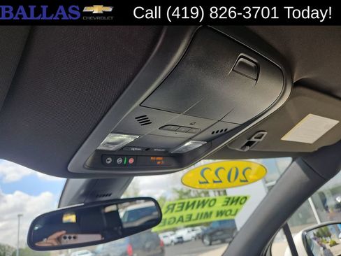 Used 2022 Buick Enclave Essence w/ Sport Touring Edition FWD image 19