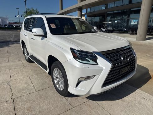 Used 2023 Lexus GX 460 Premium w/ Premium Plus Package AWD/4WD image 2