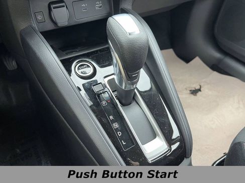 Used 2025 Nissan Versa SR w/ Trunk Package FWD image 10
