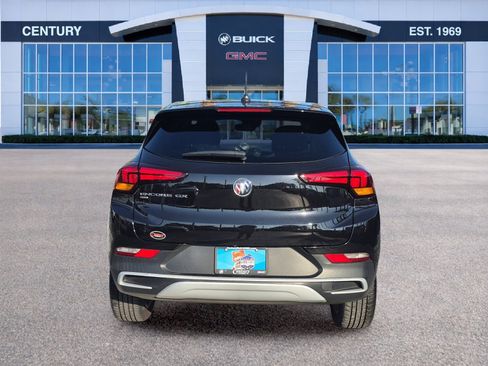 Used 2023 Buick Encore GX Preferred w/ Cold Weather Comfort Package AWD/4WD image 5