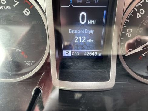 Used 2023 Toyota Tacoma SR5 image 36