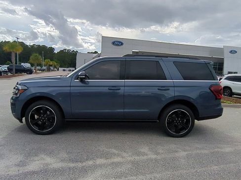 Used 2023 Ford Expedition Limited RWD image 7