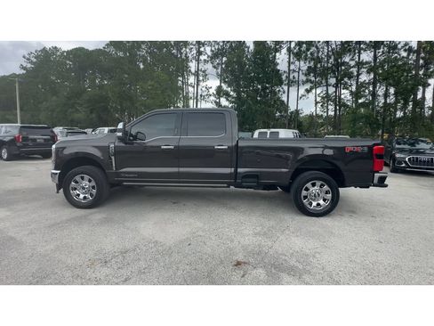 Used 2024 Ford F250 Lariat w/ Lariat Ultimate Package AWD/4WD image 6