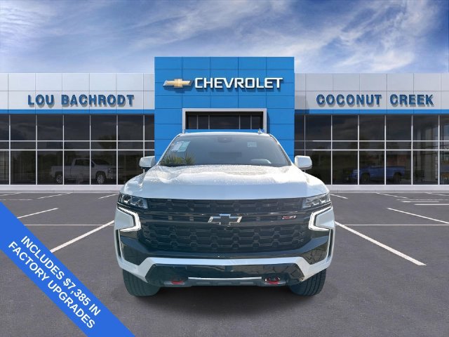 Used 2024 Chevrolet Tahoe Z71 w/ Luxury Package AWD/4WD image 3