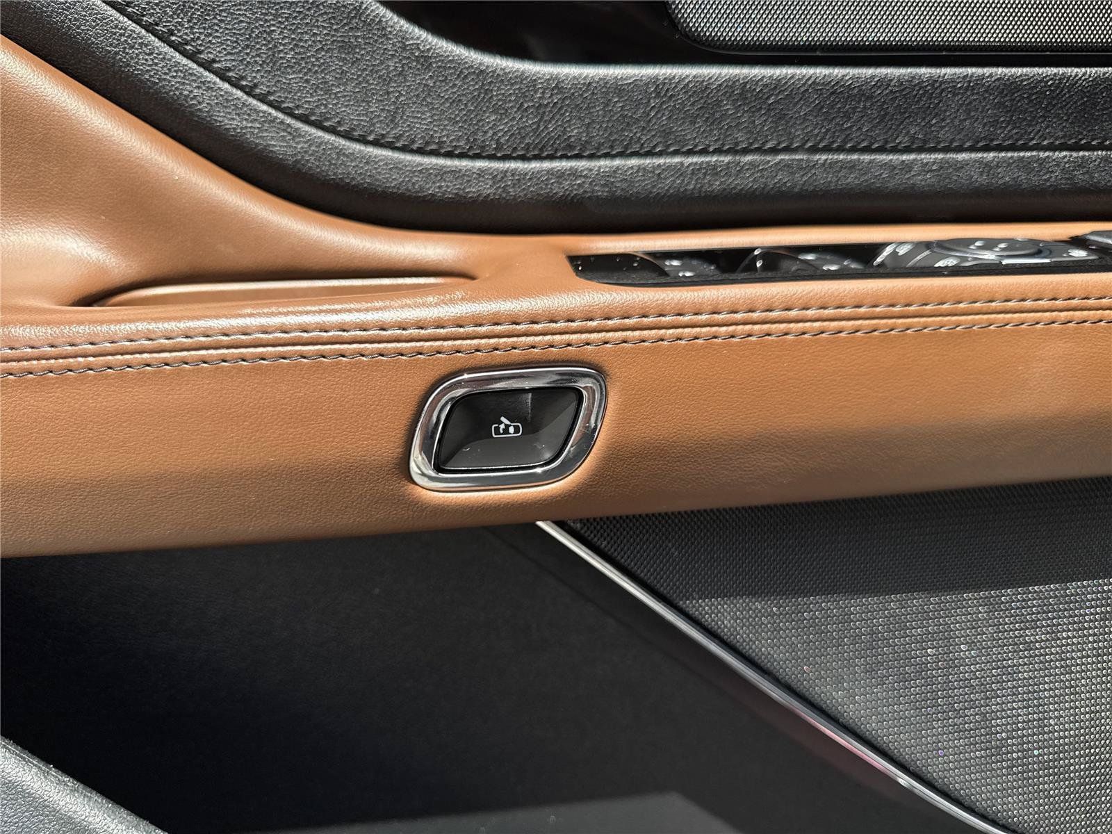 Used 2022 Lincoln Aviator Reserve RWD image 21