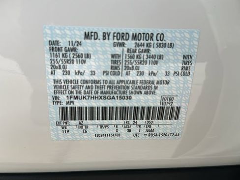 Used 2025 Ford Explorer Platinum image 35