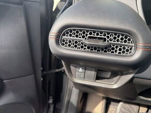 Used 2023 Honda HR-V Sport image 11