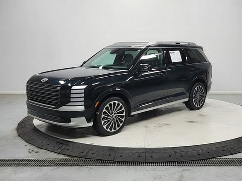Used 2026 Hyundai Palisade Calligraphy FWD image 4
