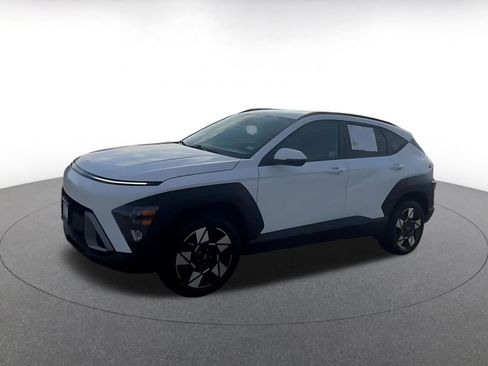 Used 2025 Hyundai Kona SEL AWD/4WD image 6