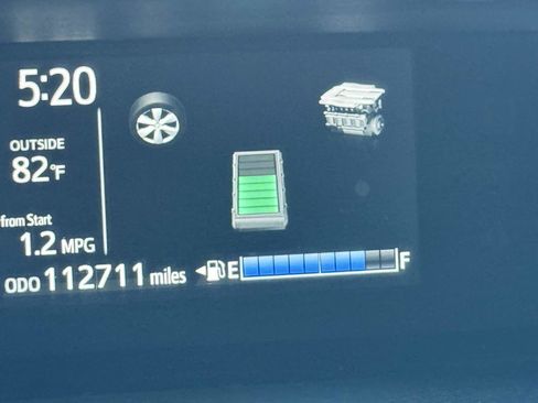 Used 2018 Toyota Prius C Two image 13