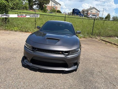 Used 2022 Dodge Charger Scat Pack w/ Plus Group RWD image 3