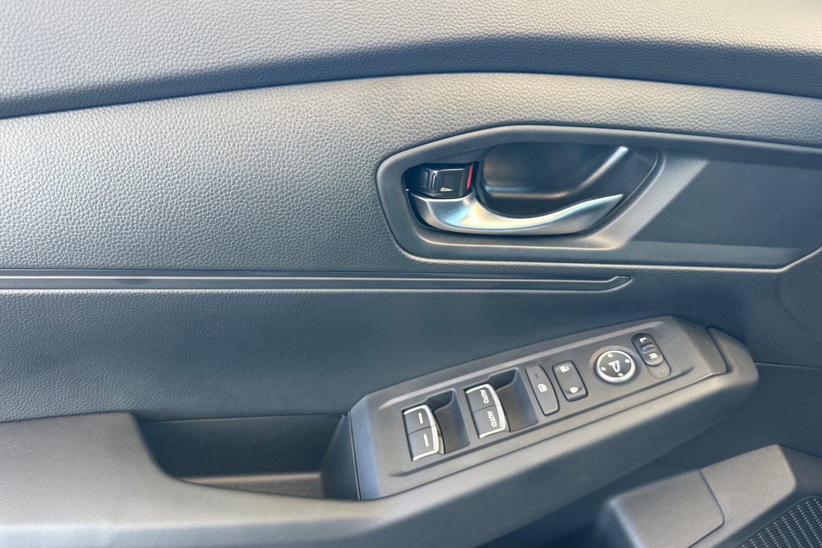 Used 2026 Honda Accord LX image 11