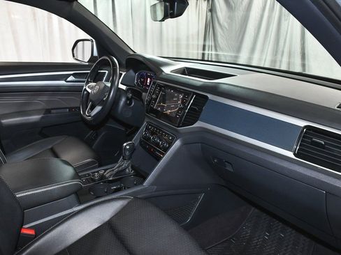 Used 2021 Volkswagen Atlas Cross Sport SEL R-Line image 55