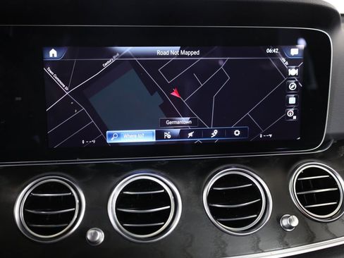 Used 2022 Mercedes-Benz E 450 4MATIC Sedan image 18