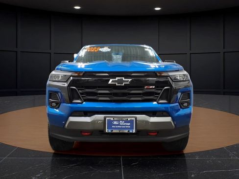Used 2023 Chevrolet Colorado Z71 w/ Z71 Convenience Package 2 AWD/4WD image 2