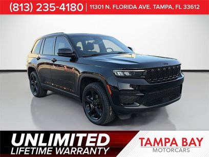 Used 2023 Jeep Grand Cherokee Altitude