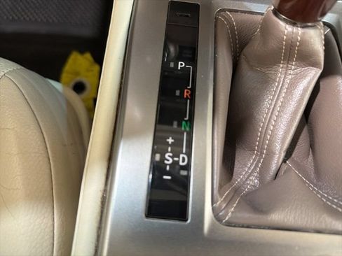 Used 2018 Lexus GX 460 Premium w/ Premium Package AWD/4WD image 42