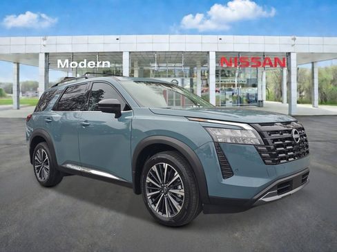 New 2026 Nissan Pathfinder Platinum AWD/4WD image 7