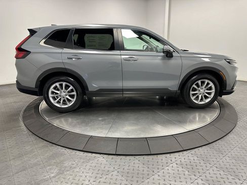 Used 2023 Honda CR-V EX image 15