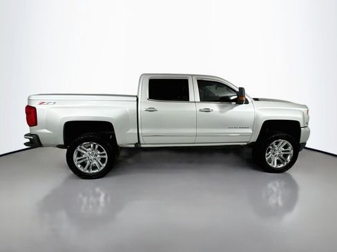 Used 2017 Chevrolet Silverado 1500 LTZ Z71 w/ LTZ Plus Package AWD/4WD image 7