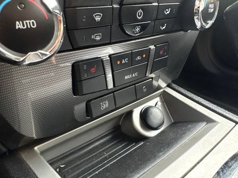 Used 2012 Ford Fusion SEL FWD image 16