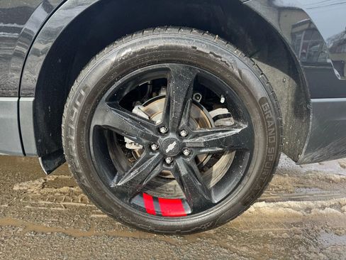 Used 2021 Chevrolet Equinox Premier w/ Redline Edition image 28