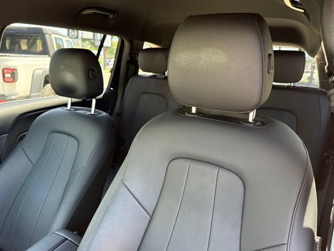 Used 2024 Mercedes-Benz GLB 250 image 26