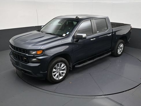 Used 2021 Chevrolet Silverado 1500 Custom w/ Safety Confidence Package RWD image 11
