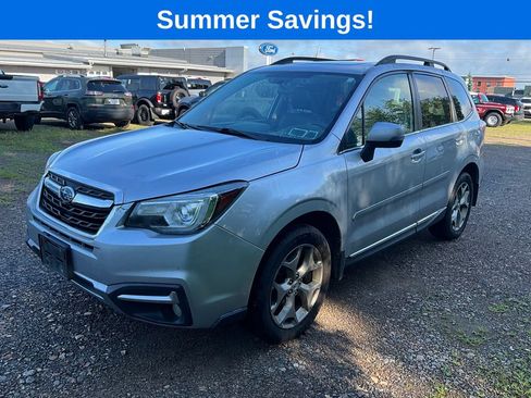 Used 2018 Subaru Forester 2.5i Touring AWD/4WD image 3