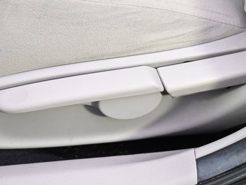 Used 2013 Toyota Corolla LE w/ Premium Pkg FWD image 14