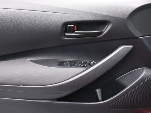 Used 2024 Toyota Corolla LE FWD image 7