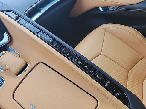 Used 2023 Chevrolet Corvette Stingray Preferred Cpe w/ Battery Protection Package image 24