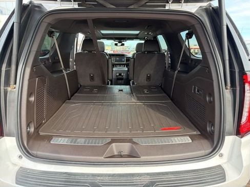 Used 2022 GMC Yukon XL Denali AWD/4WD image 21
