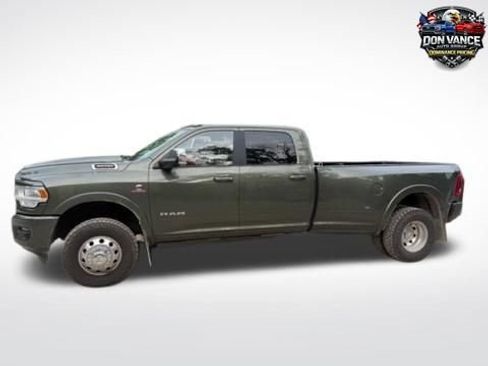 Used 2022 RAM 3500 Laramie AWD/4WD image 1