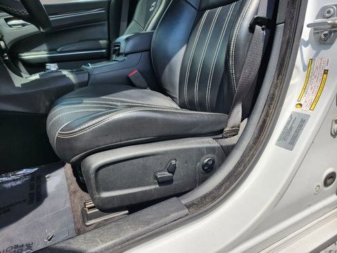 Used 2017 Chrysler 300 S w/ 300S Premium Group image 14