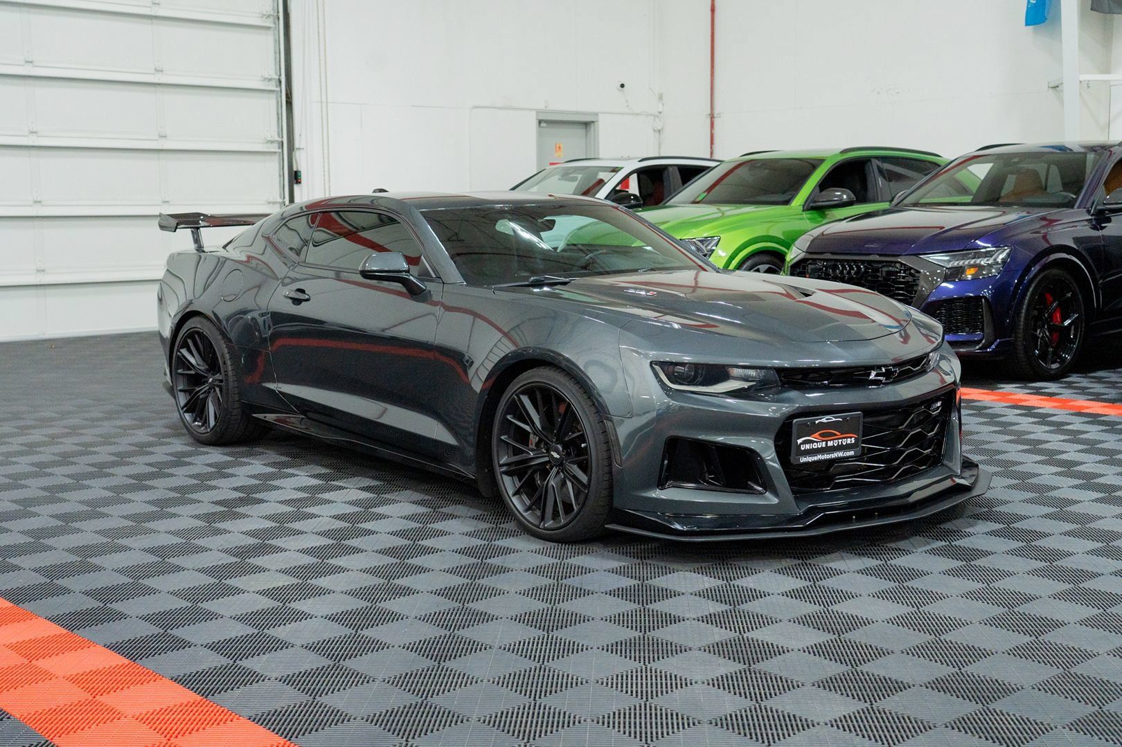 Used 2018 Chevrolet Camaro ZL1 RWD image 13