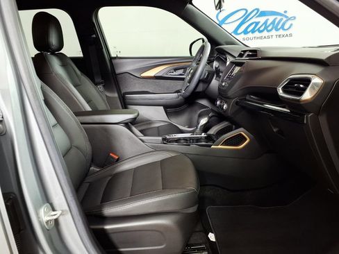 Used 2023 Chevrolet TrailBlazer ACTIV FWD image 11
