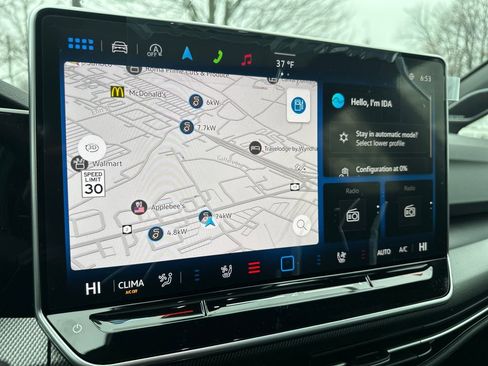 New 2026 Volkswagen Golf image 9