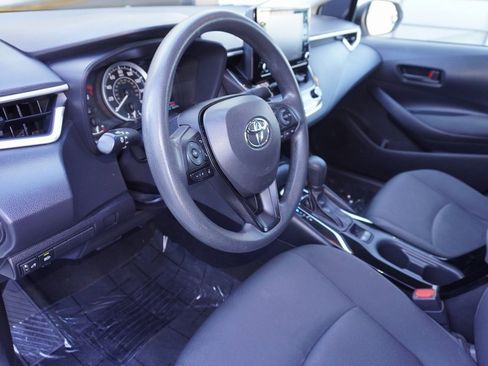 Certified 2022 Toyota Corolla LE image 11