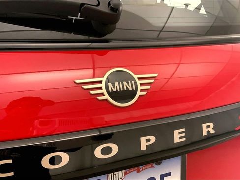 Certified 2025 MINI Cooper S image 30